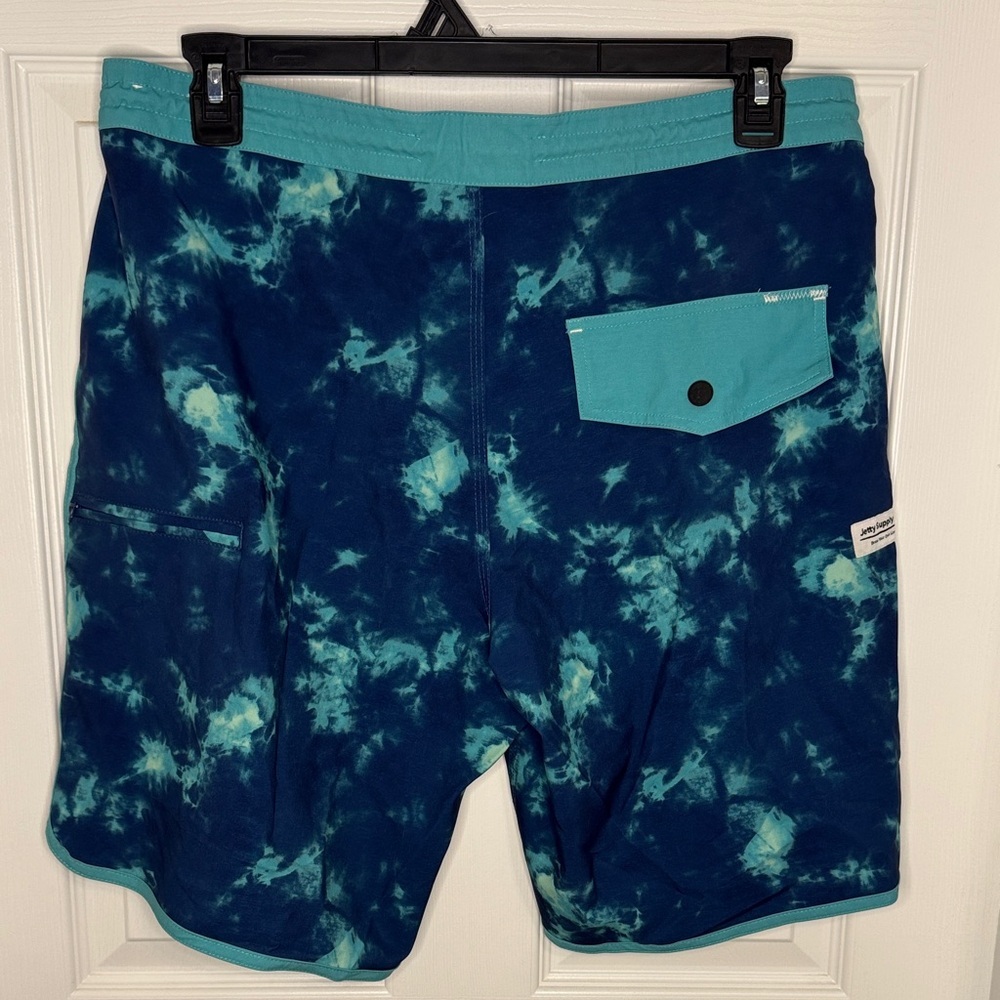 NWOT Jetty Ocean Blue Tie-Dye Men's Board Shorts - Picture 6 of 8